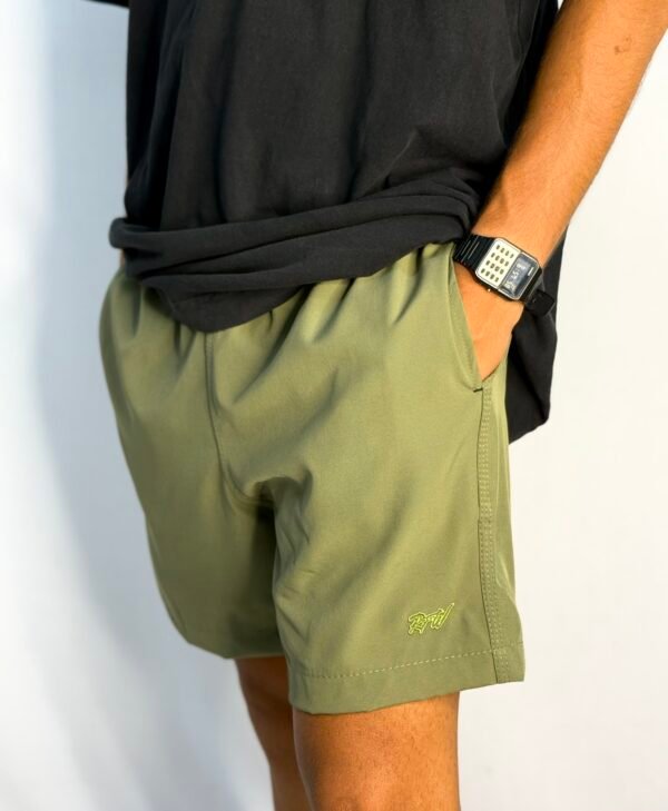 Short rafrow minimalista verde