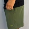 Short rafrow minimalista verde