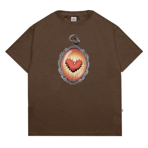CAMISA MEDALHAS MARROM FRENTE CAMISA "MEDALHAS" MARROM