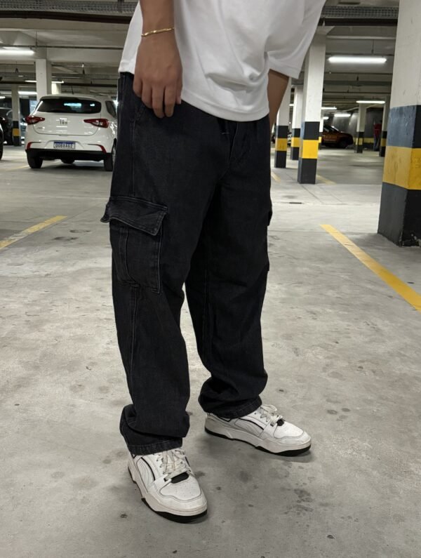 Calça cargo stoned black