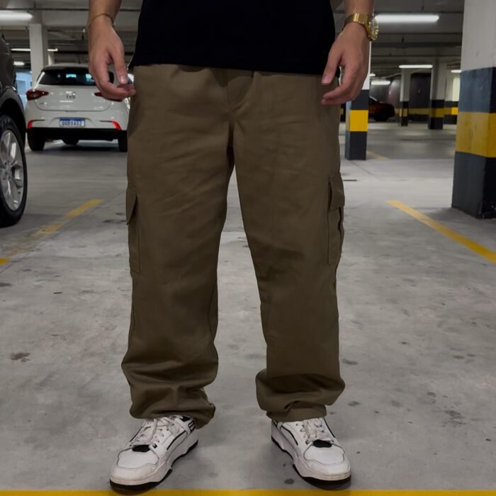 Calça cargo caqui