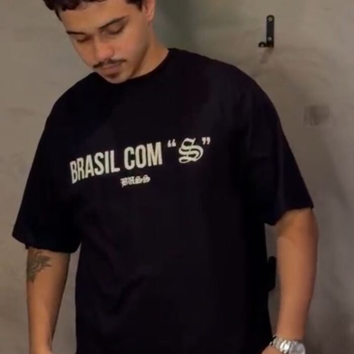 CAMISETA BUSSFLY BRASIL COM “S” PRETO