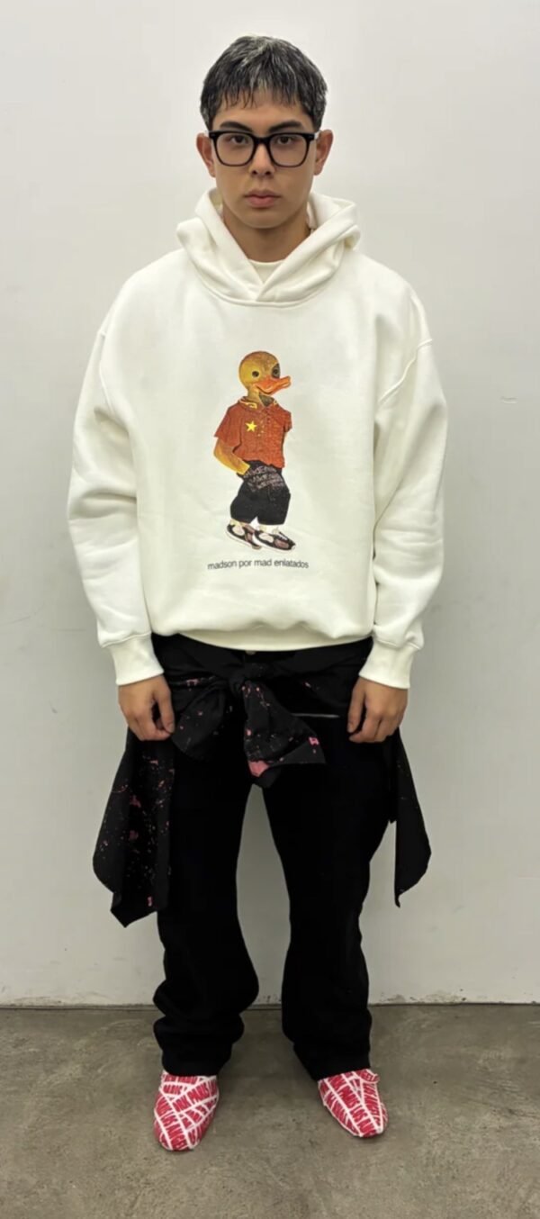 Screenshot MOLETOM MAD MADSON CHINA OFF WHITE