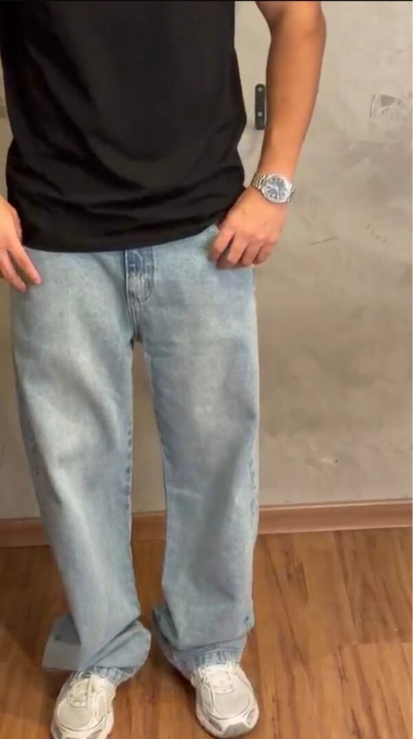 Screenshot Calça Jeans Baggy Spider